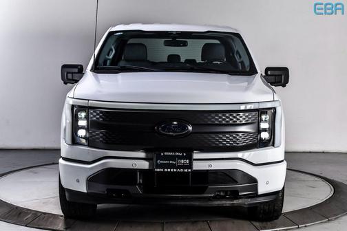 Oxford White 2023 Ford F-150 Lightning XLT