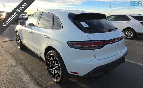 2025 Porsche Macan Base