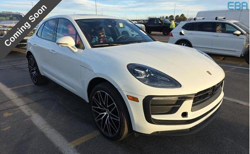 2025 Porsche Macan Base