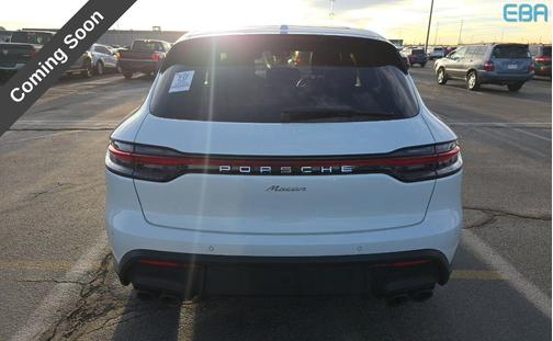 2025 Porsche Macan Base