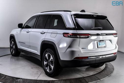 2022 Jeep Grand Cherokee 4xe Base