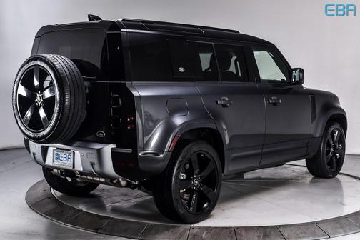 2021 Land Rover Defender 110 SE