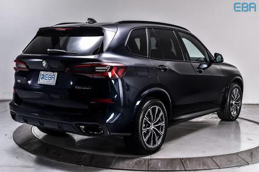 2023 BMW X5 M50i