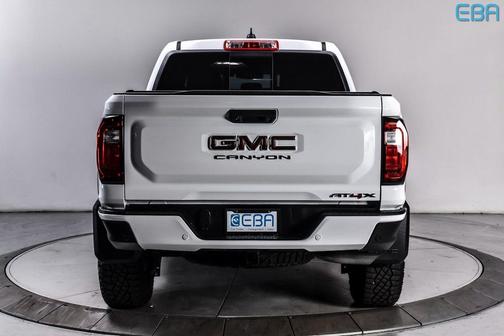 2024 GMC Canyon AT4X