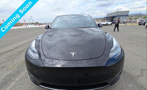 2024 Tesla Model Y Long Range Dual Motor All-Wheel Drive
