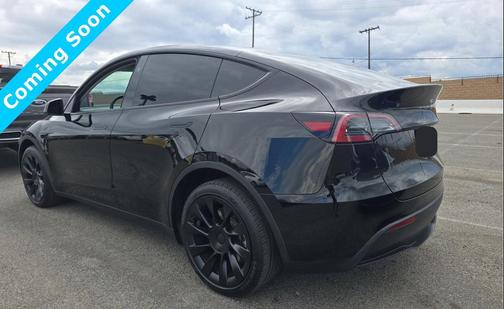 2024 Tesla Model Y Long Range Dual Motor All-Wheel Drive