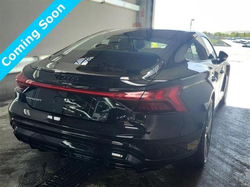 2022 Audi e-tron GT Prestige