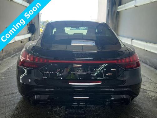 2022 Audi e-tron GT Prestige