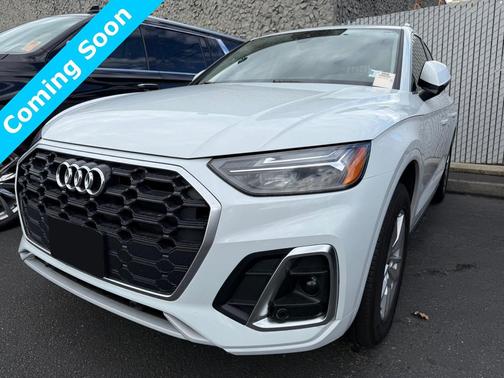 2022 Audi Q5 45 S line Premium