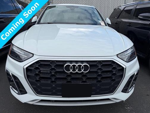 2022 Audi Q5 45 S line Premium