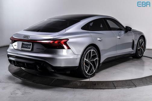 2023 Audi RS e-tron GT quattro