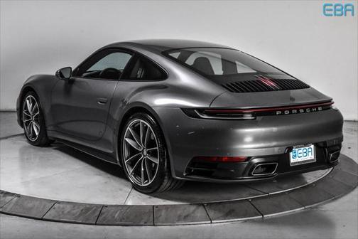 2020 Porsche 911 Carrera