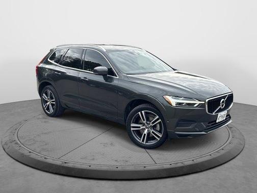 2018 Volvo XC60 T6 Momentum