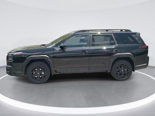 Crystal Black Silica 2026 Subaru Outback Limited