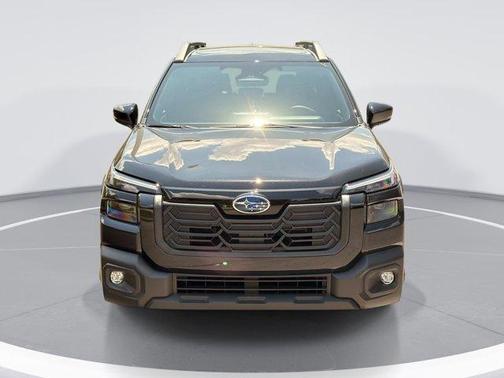 Crystal Black Silica 2026 Subaru Outback Limited