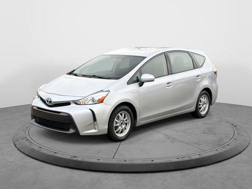 2016 Toyota Prius v Three