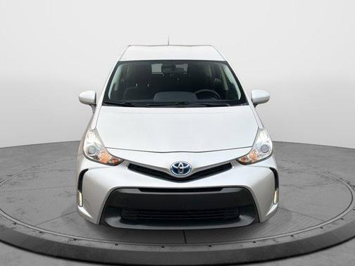 2016 Toyota Prius v Three