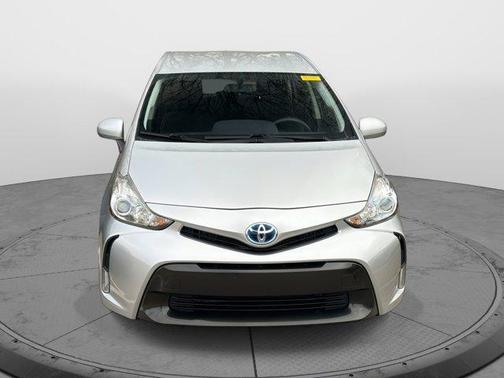 2016 Toyota Prius v Three