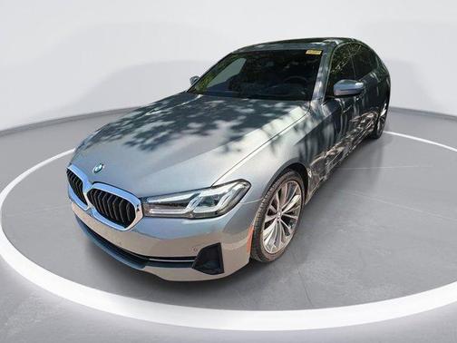 Skyscraper Gray Metallic 2023 BMW 530 i