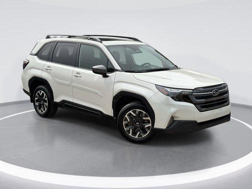 Crystal White Pearl 2025 Subaru Forester Premium