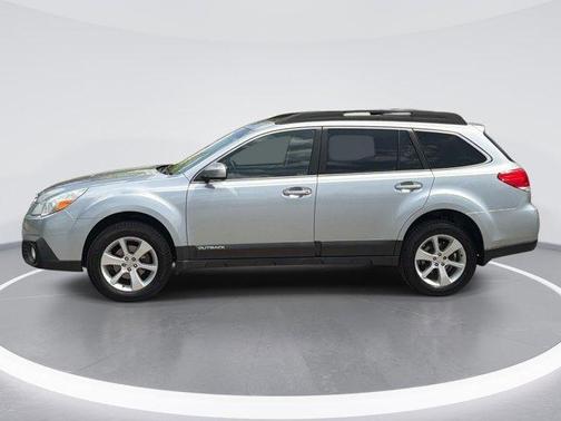 Ice Silver Metallic 2014 Subaru Outback 2.5i Premium