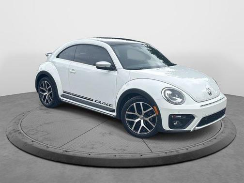 2018 Volkswagen Beetle 2.0T Dune