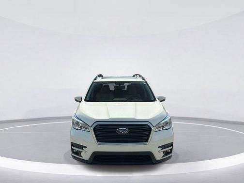 Crystal White Pearl 2022 Subaru Ascent Limited 8-Passenger