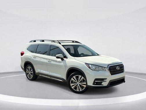 Crystal White Pearl 2022 Subaru Ascent Limited 8-Passenger
