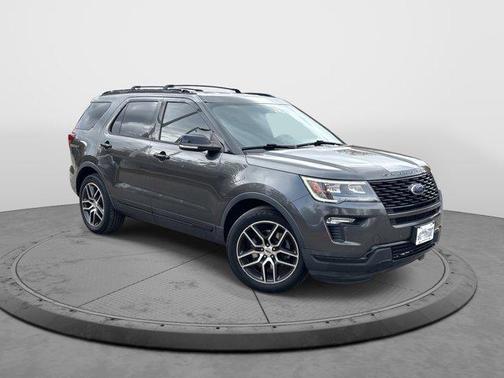 2019 Ford Explorer sport