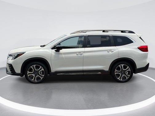 Crystal White Pearl 2024 Subaru Ascent Limited