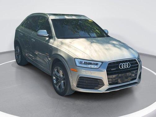Cuvee Silver Metallic 2016 Audi Q3 2.0T Prestige