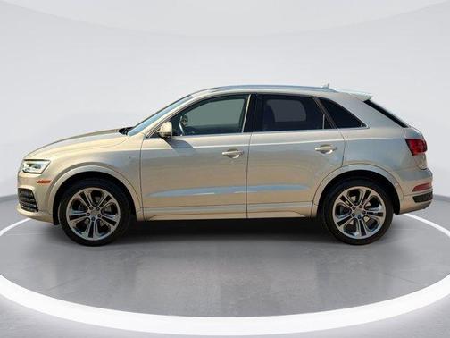 Cuvee Silver Metallic 2016 Audi Q3 2.0T Prestige