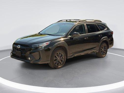 Crystal Black Silica 2025 Subaru Outback Onyx Edition