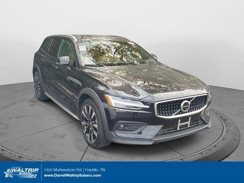 2023 Volvo V60 Cross Country B5 Ultimate