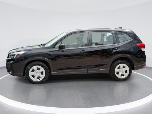 Crystal Black Silica 2021 Subaru Forester