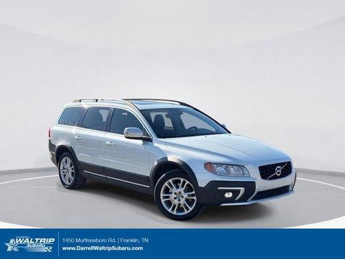 Crystal White Pearl 2016 Volvo XC70 T5 Premier
