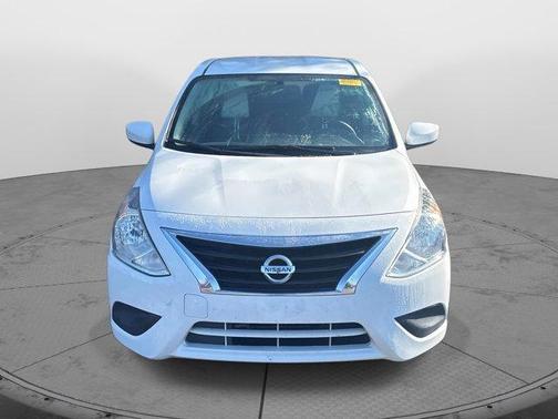 2019 Nissan Versa 1.6 S+