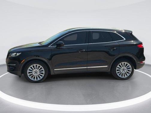 Infinite Black Metallic 2019 Lincoln MKC Standard