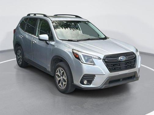 Ice Silver Metallic 2024 Subaru Forester Premium