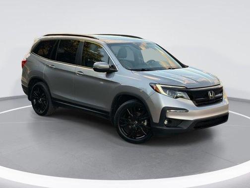 Lunar Silver Metallic 2022 Honda Pilot Special Edition
