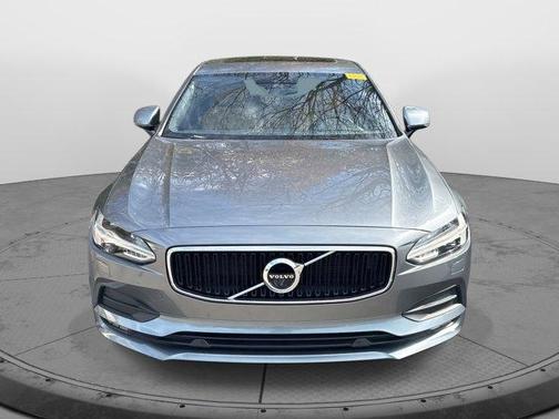 2018 Volvo S90 T5 Momentum