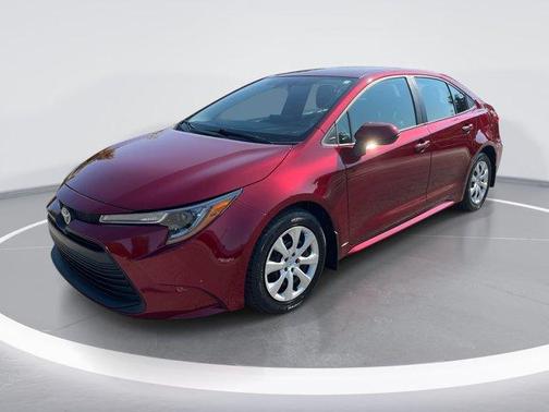 Ruby Flare Pearl 2025 Toyota Corolla LE