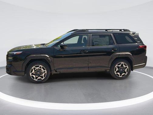 Crystal Black Silica 2026 Subaru Outback Touring