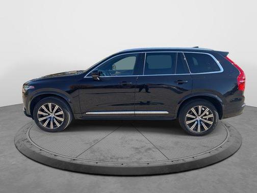 2024 Volvo XC90 B5 Plus Bright Theme