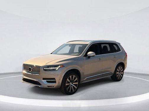 2025 Volvo XC90 B6 Plus 7-Seater