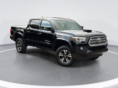 Black 2016 Toyota Tacoma TRD Sport