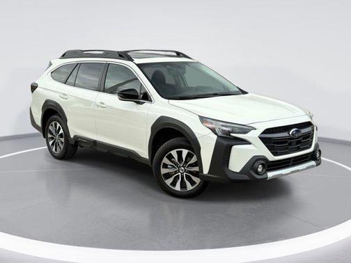 Crystal White Pearl 2024 Subaru Outback Limited
