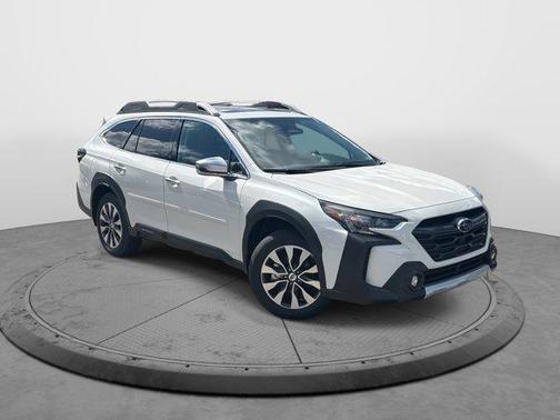 2025 Subaru Outback Touring XT