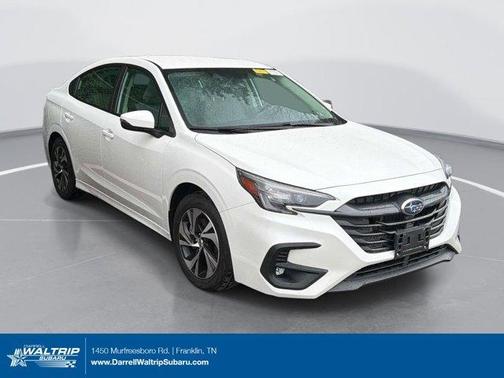 Crystal White Pearl 2025 Subaru Legacy Premium