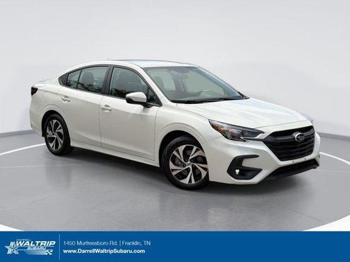 Crystal White Pearl 2025 Subaru Legacy Premium